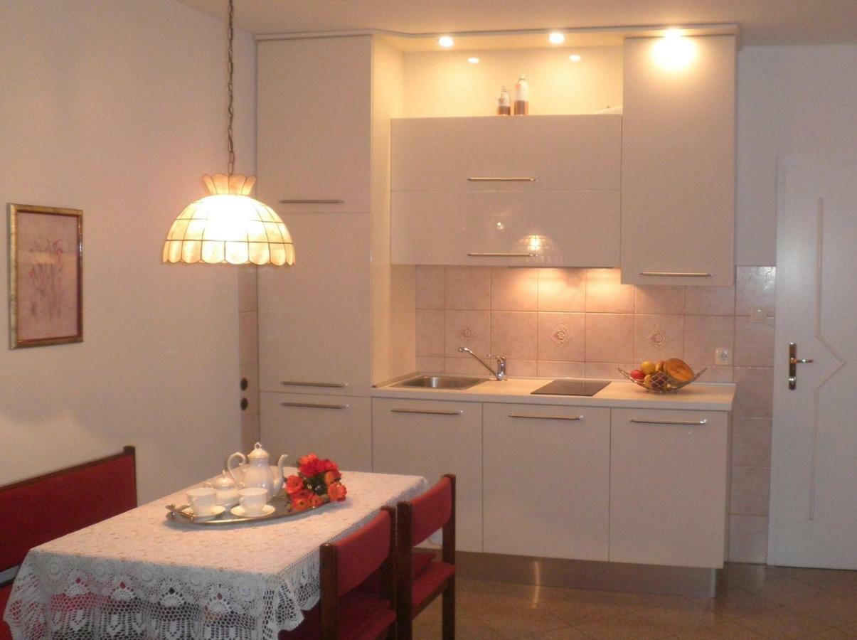 Apartment Punat Exterior photo
