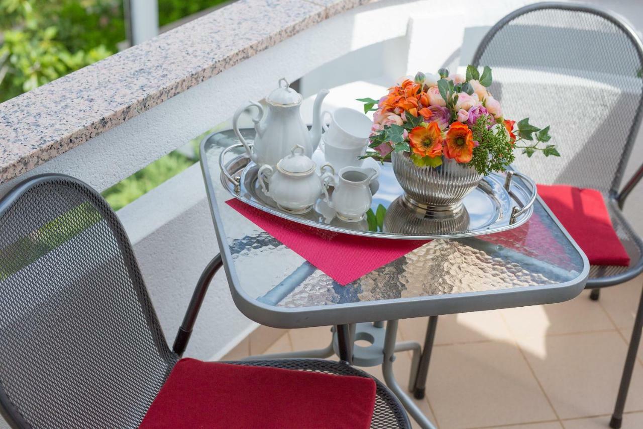 Apartment Punat Exterior photo
